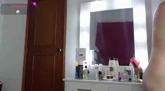 interracia1xx online show from March 14, 8:10 am