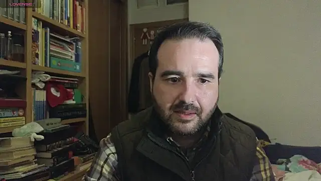 curiosillo83 online show from January 15, 8:26 pm