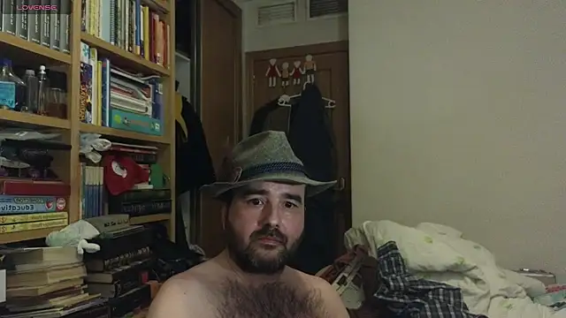 curiosillo83 online show from January 18, 9:24 am