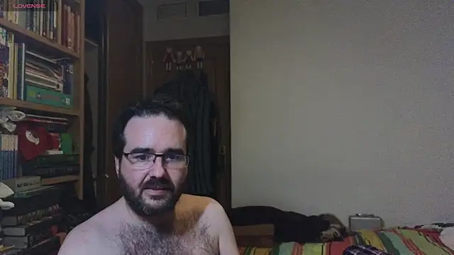 curiosillo83 online show from January 28, 1:08 am