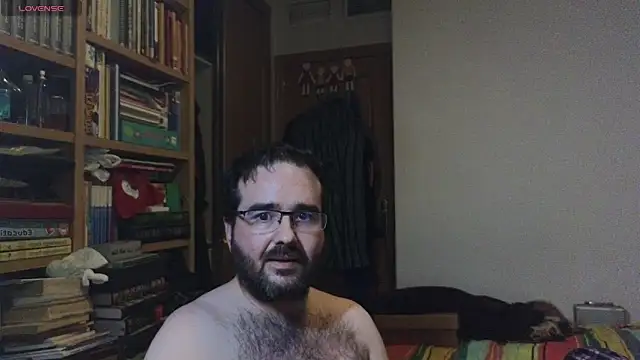 curiosillo83 online show from January 28, 4:18 am