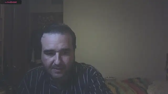 curiosillo83 online show from February 3, 1:30 am