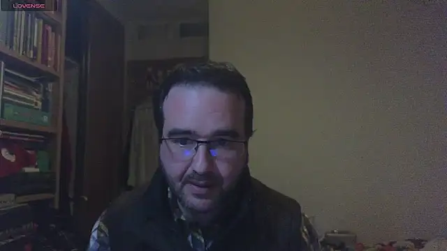 curiosillo83 online show from February 7, 3:08 pm