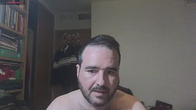 curiosillo83 online show from February 15, 7:38 am
