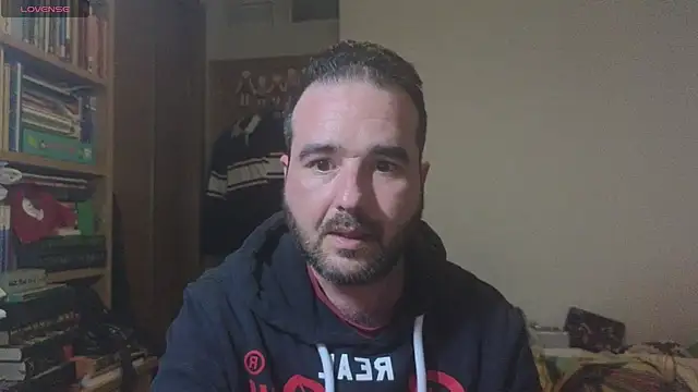 curiosillo83 online show from February 15, 4:56 pm