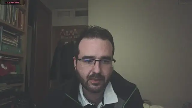 curiosillo83 online show from March 12, 3:18 pm