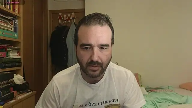 curiosillo83 online show from September 14, 3:11 pm