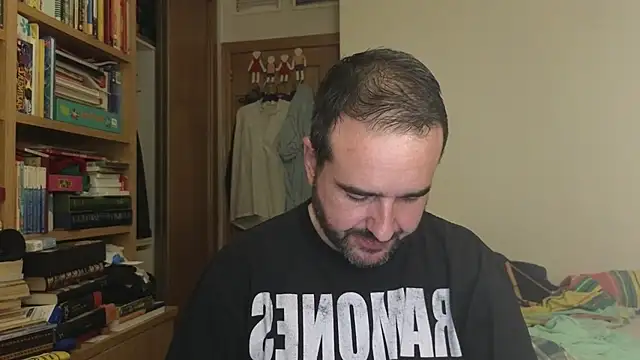 curiosillo83 online show from October 20, 3:01 pm