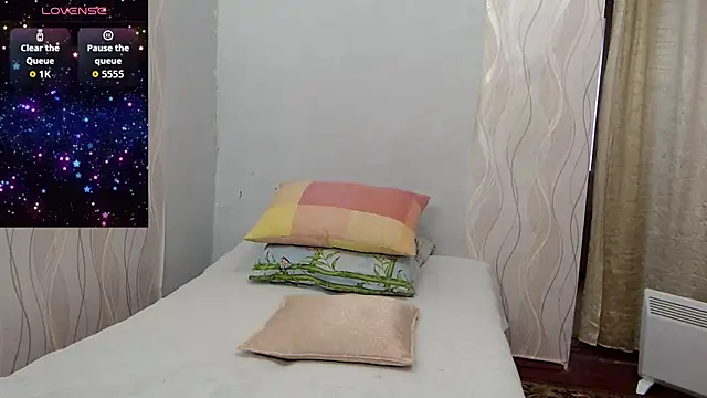 Snapshot of LadyMargaret chatting on October 30, 1:56 pm LadyMargaret online show from October 30, 1:56 pm