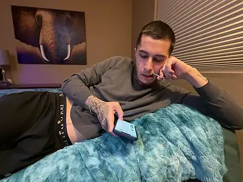 Bwcjoshbanks online show from February 7, 3:01 am