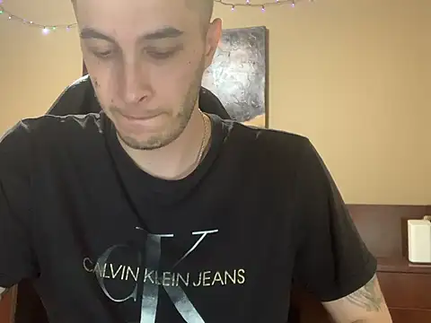 Snapshot of Bwcjoshbanks chatting on July 9, 2:15 am Bwcjoshbanks online show from July 9, 2:15 am