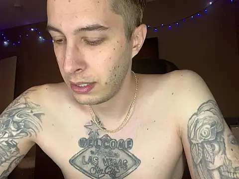 Snapshot of Bwcjoshbanks chatting on July 21, 7:27 pm Bwcjoshbanks online show from July 21, 7:27 pm