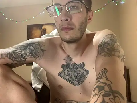 Snapshot of Bwcjoshbanks chatting on July 28, 8:12 pm Bwcjoshbanks online show from July 28, 8:12 pm
