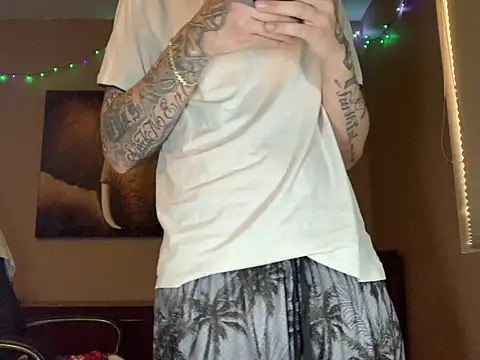 Snapshot of Bwcjoshbanks chatting on July 29, 5:00 pm Bwcjoshbanks online show from July 29, 5:00 pm
