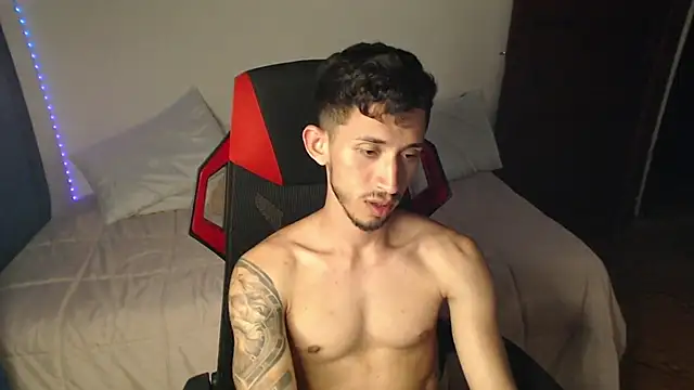 stevenSEX123 online show from December 1, 11:04 pm