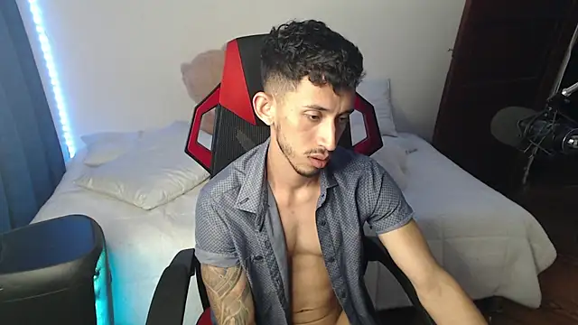 stevenSEX123 online show from January 3, 12:11 am