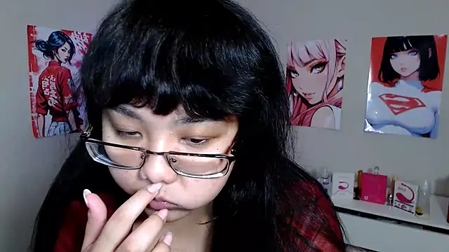 Snapshot of Moertomlly chatting on October 12, 4:22 am Moertomlly online show from October 12, 4:22 am