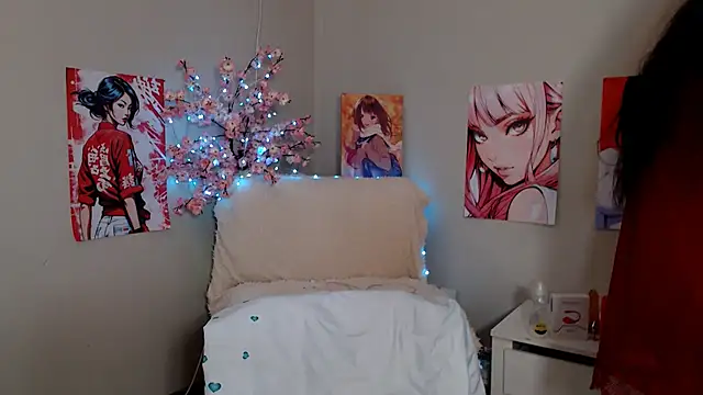 Snapshot of Moertomlly chatting on October 14, 4:35 am Moertomlly online show from October 14, 4:35 am