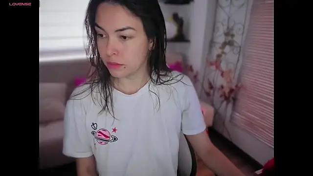 Lunlunera online show from March 8, 8:45 pm