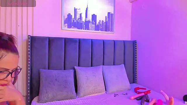 ashlye miller  online show from December 17, 3:39 am