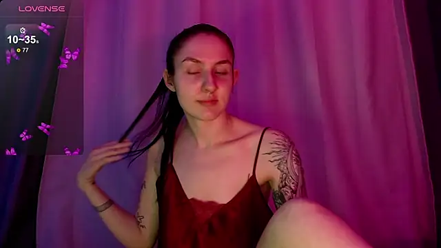 NiaEllis online show from January 10, 2:46 am