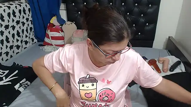 jellyfishhot online show from July 28, 9:37 am