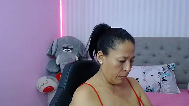 mature martina online show from January 24, 4:37 am