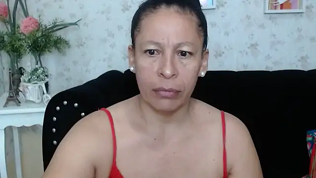 mature martina online show from February 22, 5:23 am