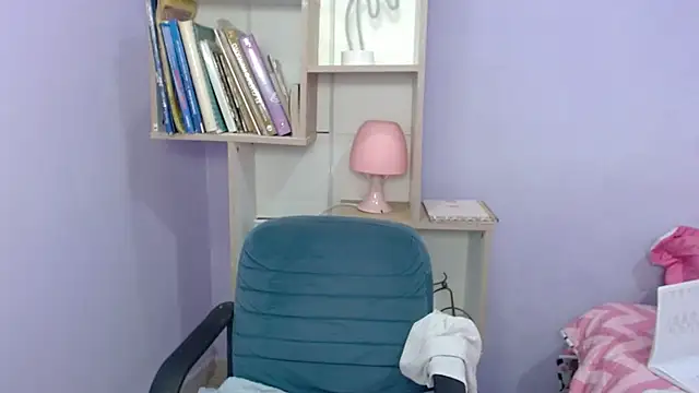 Snapshot of mature_martina chatting on October 31, 11:50 pm mature martina online show from October 31, 11:50 pm