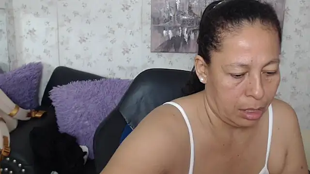 mature martina online show from June 28, 8:53 am