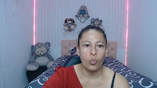 mature martina online show from July 25, 10:51 pm