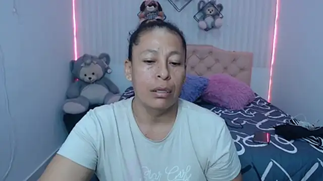mature martina online show from July 27, 11:01 pm