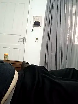 Snapshot of Alexandre123pica chatting on September 17, 12:40 pm Alexandre123pica online show from September 17, 12:40 pm