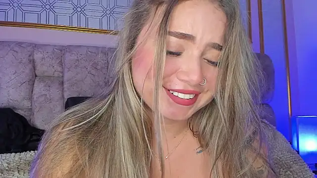 AnnyLopezz  online show from January 16, 9:48 am