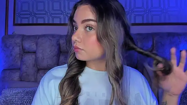 AnnyLopezz  online show from March 10, 4:07 am