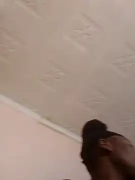 Snapshot of pretty-donna chatting on November 6, 6:03 am pretty-donna online show from November 6, 6:03 am