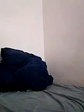 Snapshot of pretty-donna chatting on November 16, 7:47 am pretty-donna online show from November 16, 7:47 am