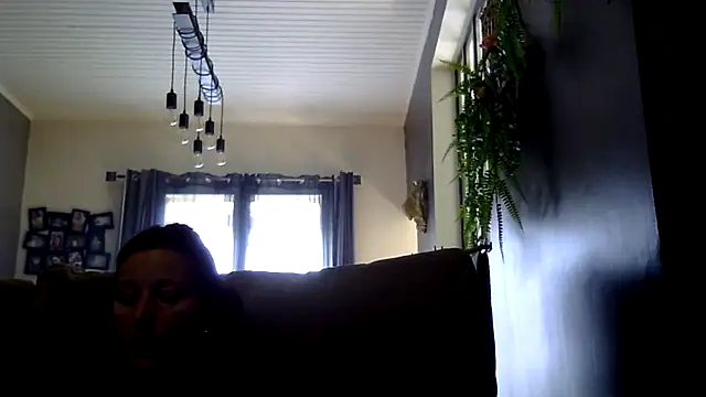 feline27 online show from March 16, 2:32 pm