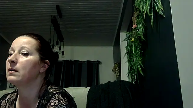 feline27 online show from March 24, 9:42 pm