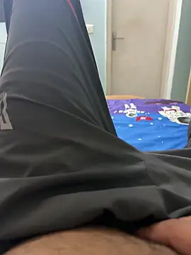 Snapshot of yourheroforfun chatting on October 27, 6:34 pm yourheroforfun online show from October 27, 6:34 pm