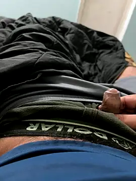 Snapshot of yourheroforfun chatting on December 1, 6:35 pm yourheroforfun online show from December 1, 6:35 pm