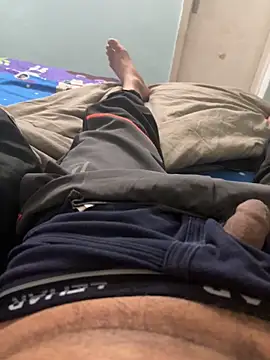 Snapshot of yourheroforfun chatting on February 28, 7:15 pm yourheroforfun online show from February 28, 7:15 pm