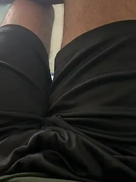 Snapshot of yourheroforfun chatting on July 15, 7:19 pm yourheroforfun online show from July 15, 7:19 pm