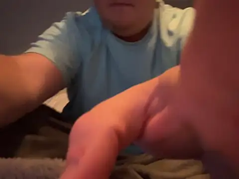 Snapshot of haydenn_ chatting on May 14, 2:18 am haydenn online show from May 14, 2:18 am