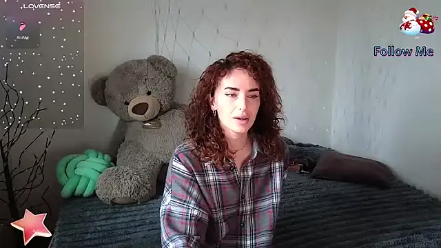 Snapshot of xx_adrihanna_xx chatting on December 4, 7:06 am xx adrihanna xx online show from December 4, 7:06 am
