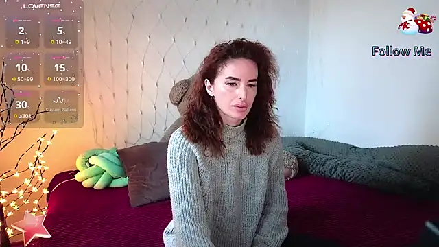 Snapshot of xx_adrihanna_xx chatting on December 18, 6:43 am xx adrihanna xx online show from December 18, 6:43 am