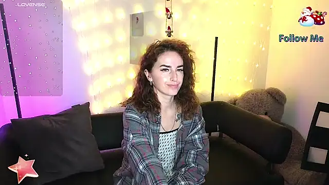 Snapshot of xx_adrihanna_xx chatting on December 23, 6:00 am xx adrihanna xx online show from December 23, 6:00 am
