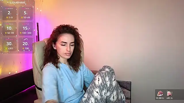 Snapshot of xx_adrihanna_xx chatting on January 16, 6:14 am xx adrihanna xx online show from January 16, 6:14 am