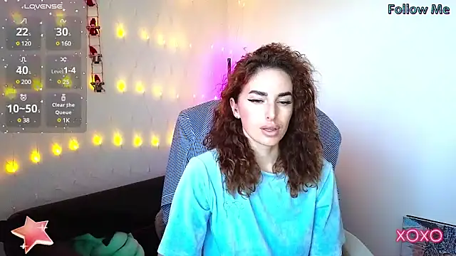 Snapshot of xx_adrihanna_xx chatting on January 20, 6:21 am xx adrihanna xx online show from January 20, 6:21 am