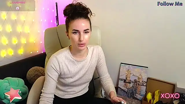 Snapshot of xx_adrihanna_xx chatting on January 28, 4:19 pm xx adrihanna xx online show from January 28, 4:19 pm